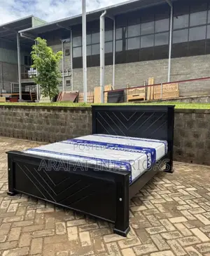 5by6 Modern Black Wooden Bed