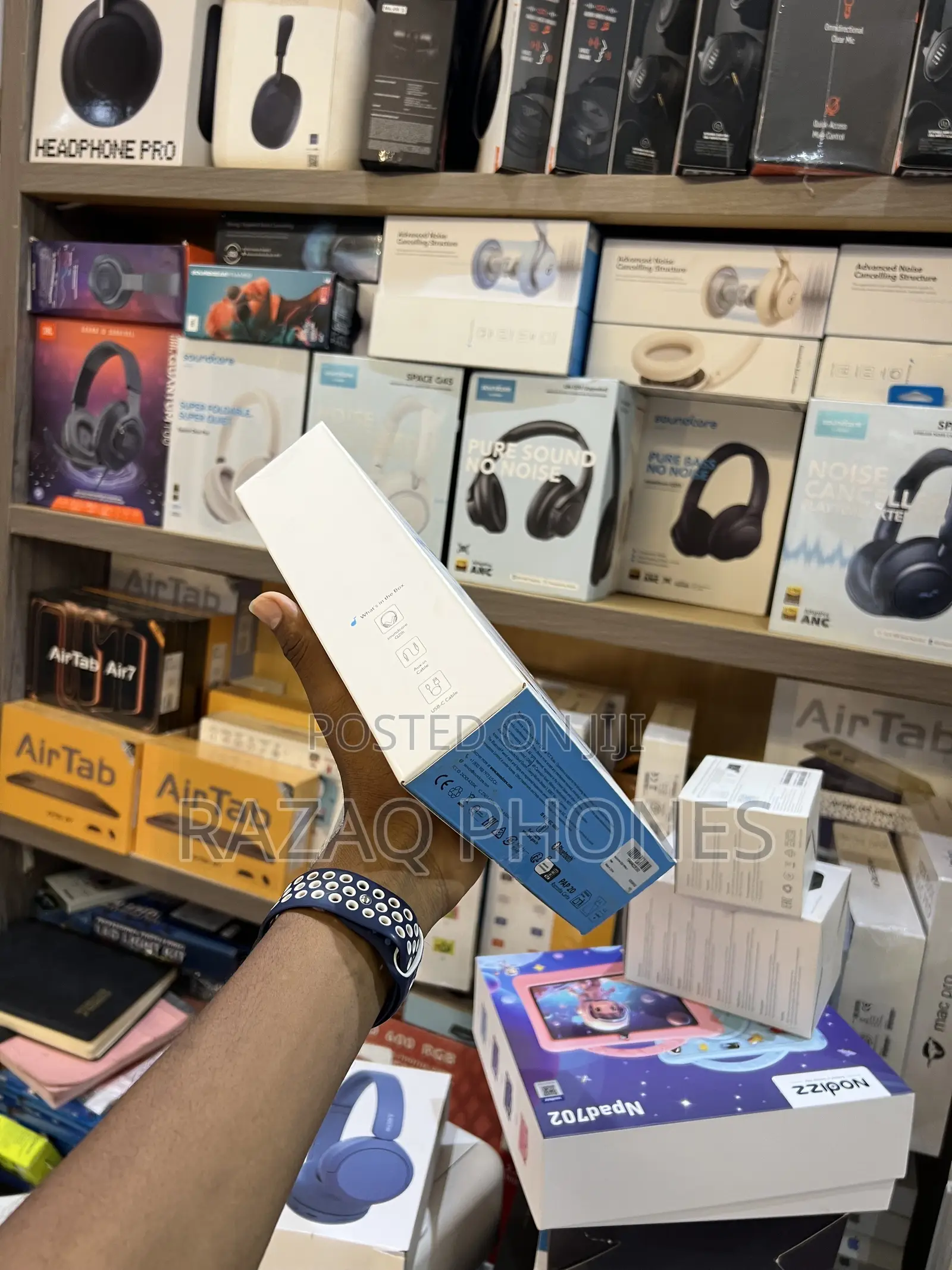 Soundcore Q20i