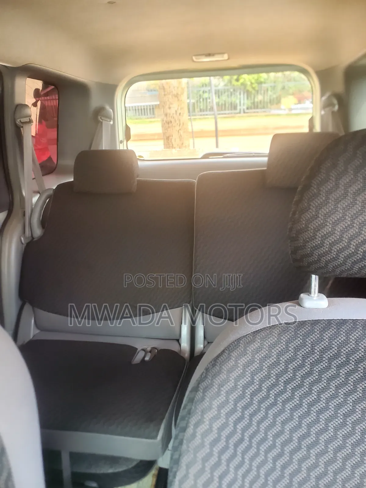 Toyota Sienta 2008 Green