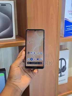 Sharp Aquos sense5G 64 GB Silver
