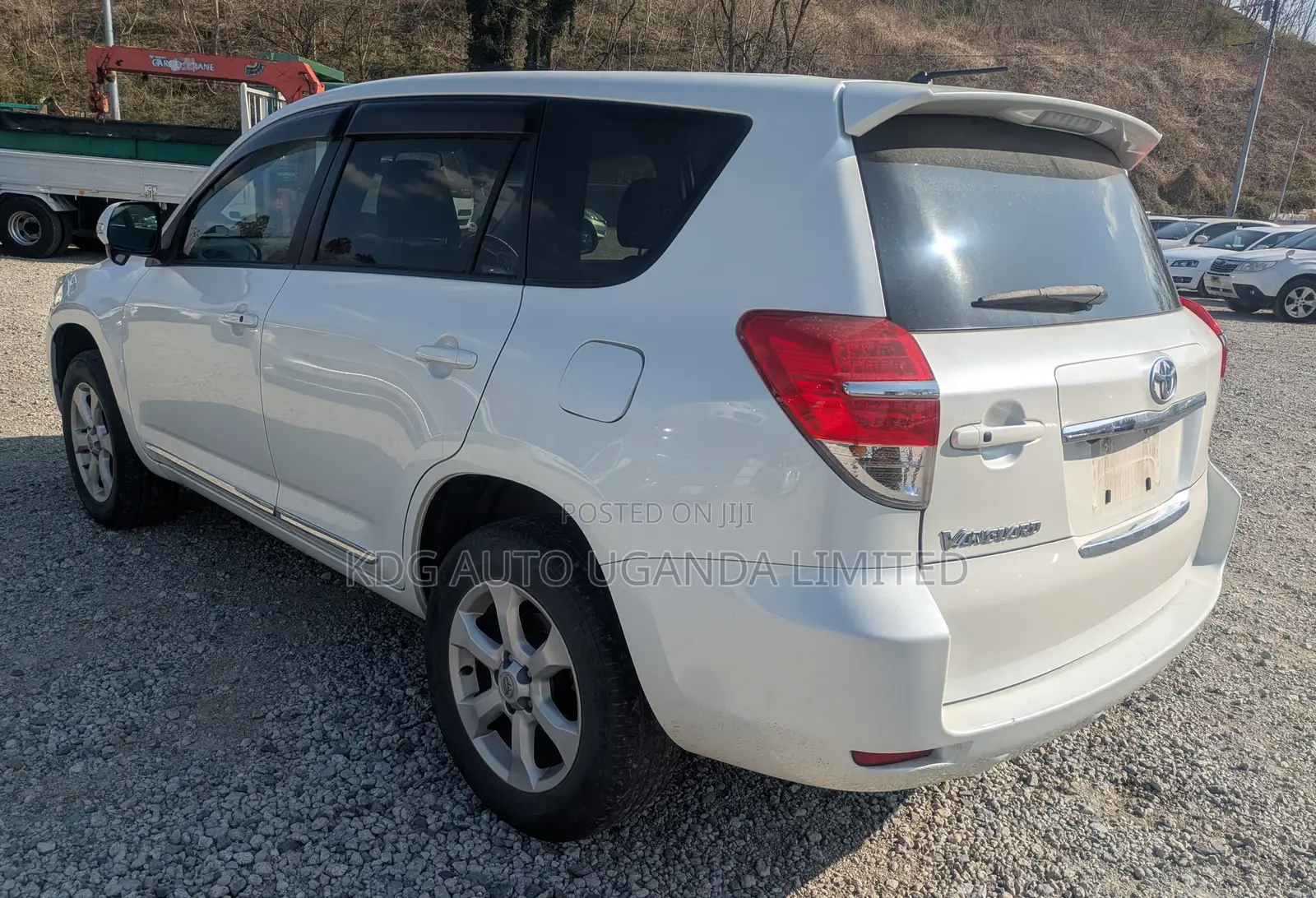 Toyota Vanguard 2011 Pearl