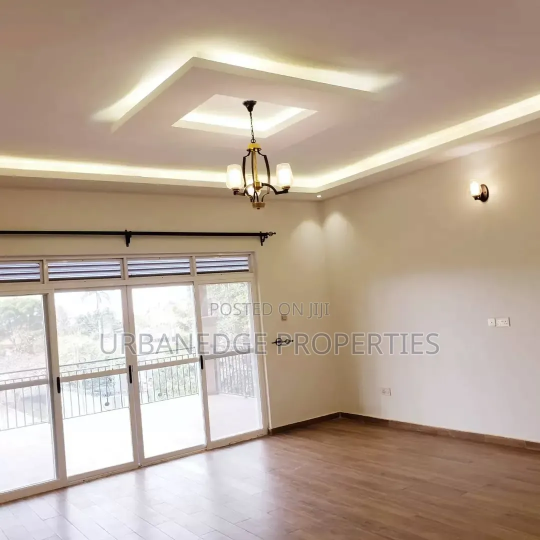 6bdrm Mansion in Munyonyo, Central Division for rent