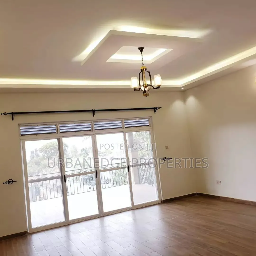 6bdrm Mansion in Munyonyo, Central Division for rent