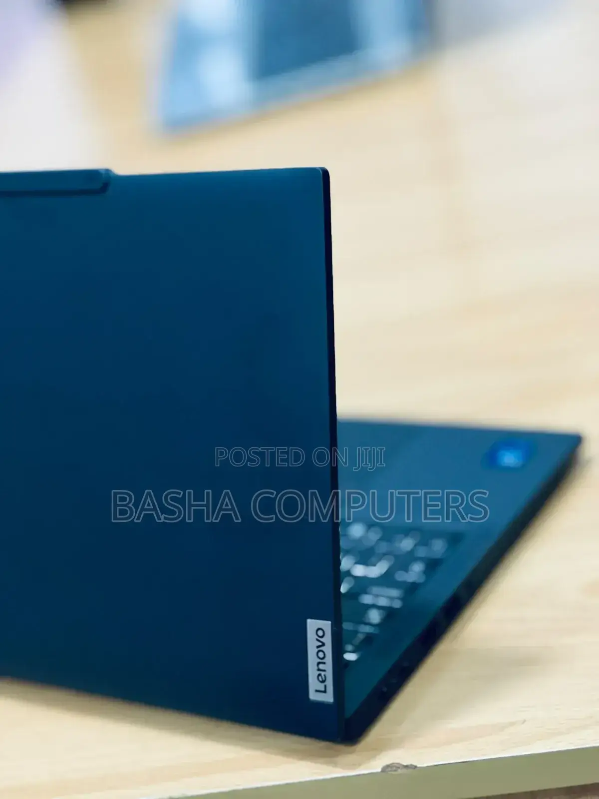 New Lenovo ThinkPad T14s G4 16GB Intel Core Ultra 5 SSHD+SSD 512GB