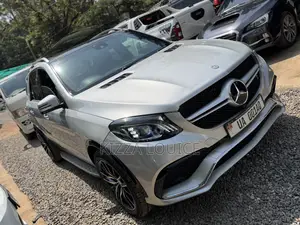 Mercedes-Benz M Class ML350 4MATIC 4dr SUV AWD (3.5L 6cyl 7A) 2015 Silver
