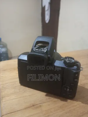 Canon Eos M50