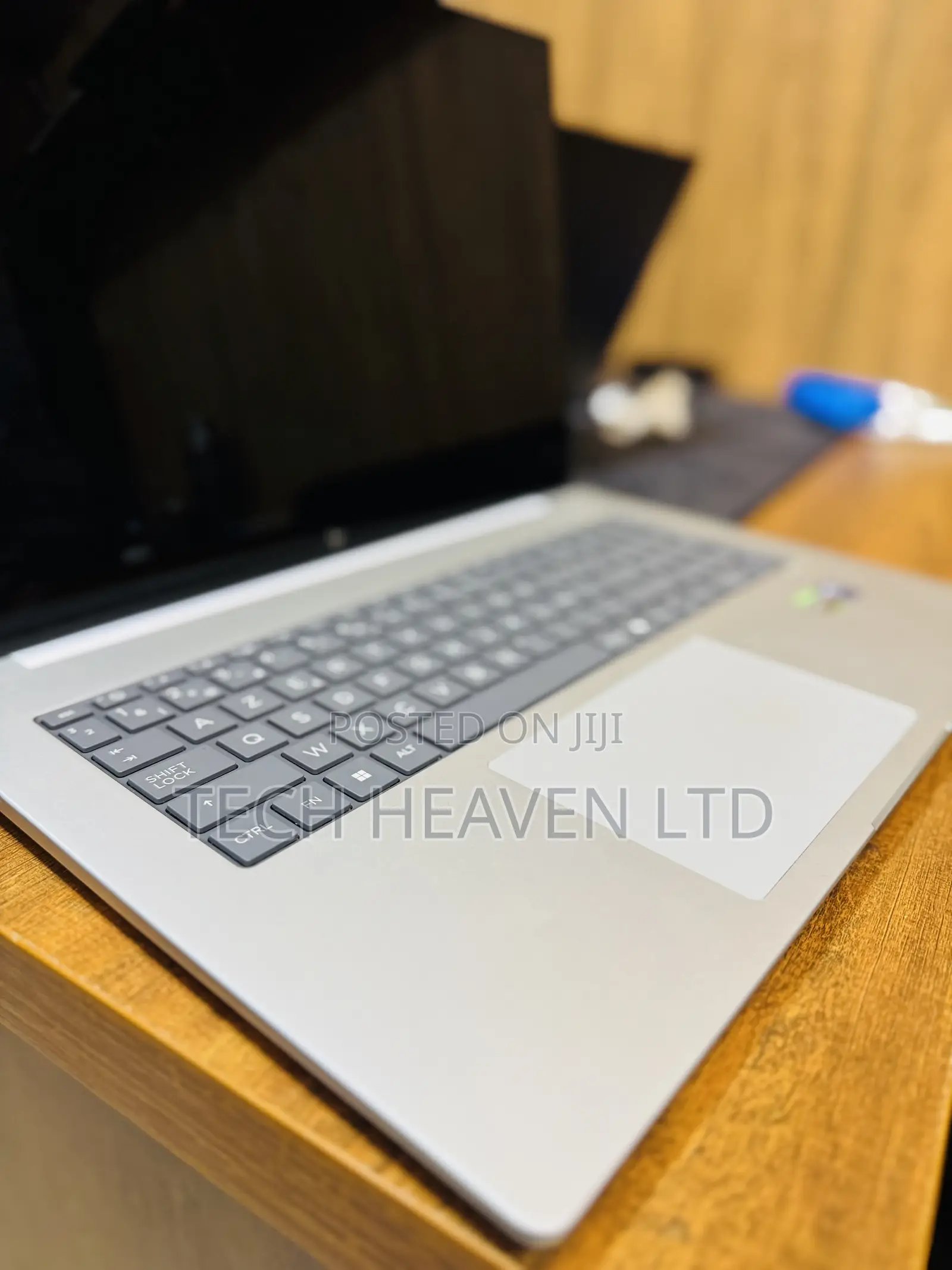 Laptop HP Envy 17 32GB Intel Core Ultra 7 SSD 1T