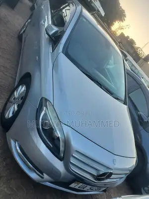 Mercedes-Benz B-Class B180 Petrol 2012 Silver