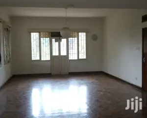 4bedrooms House Is Available for Rent in Kololo