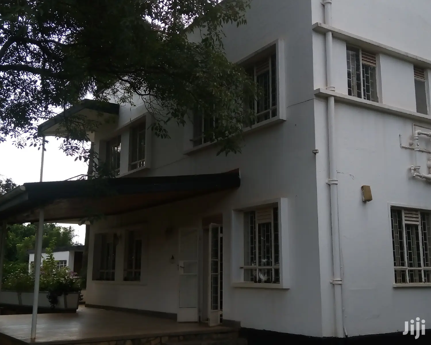 4bedrooms House Is Available for Rent in Kololo