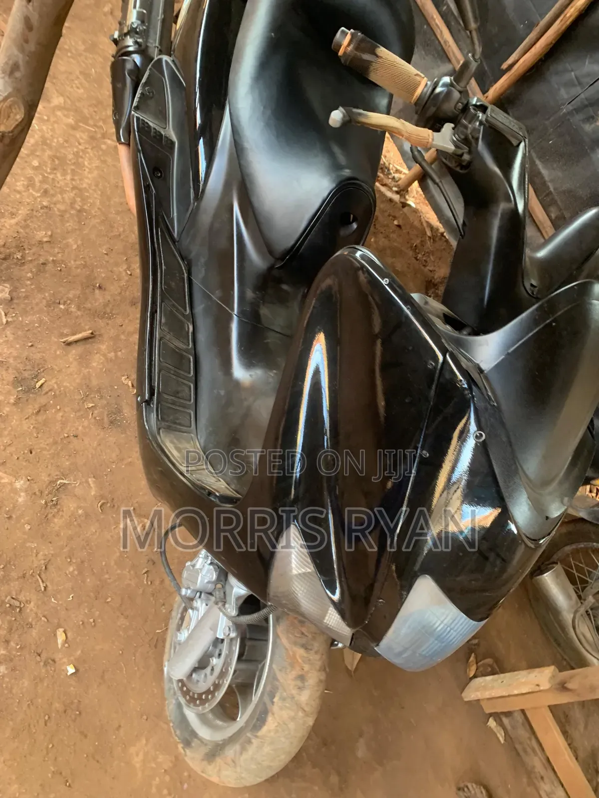 Yamaha Majesty 2020 Black