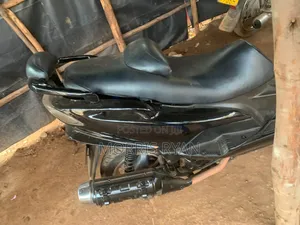 Yamaha Majesty 2020 Black