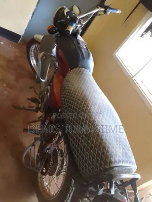 Bajaj Boxer 100 2015 Red