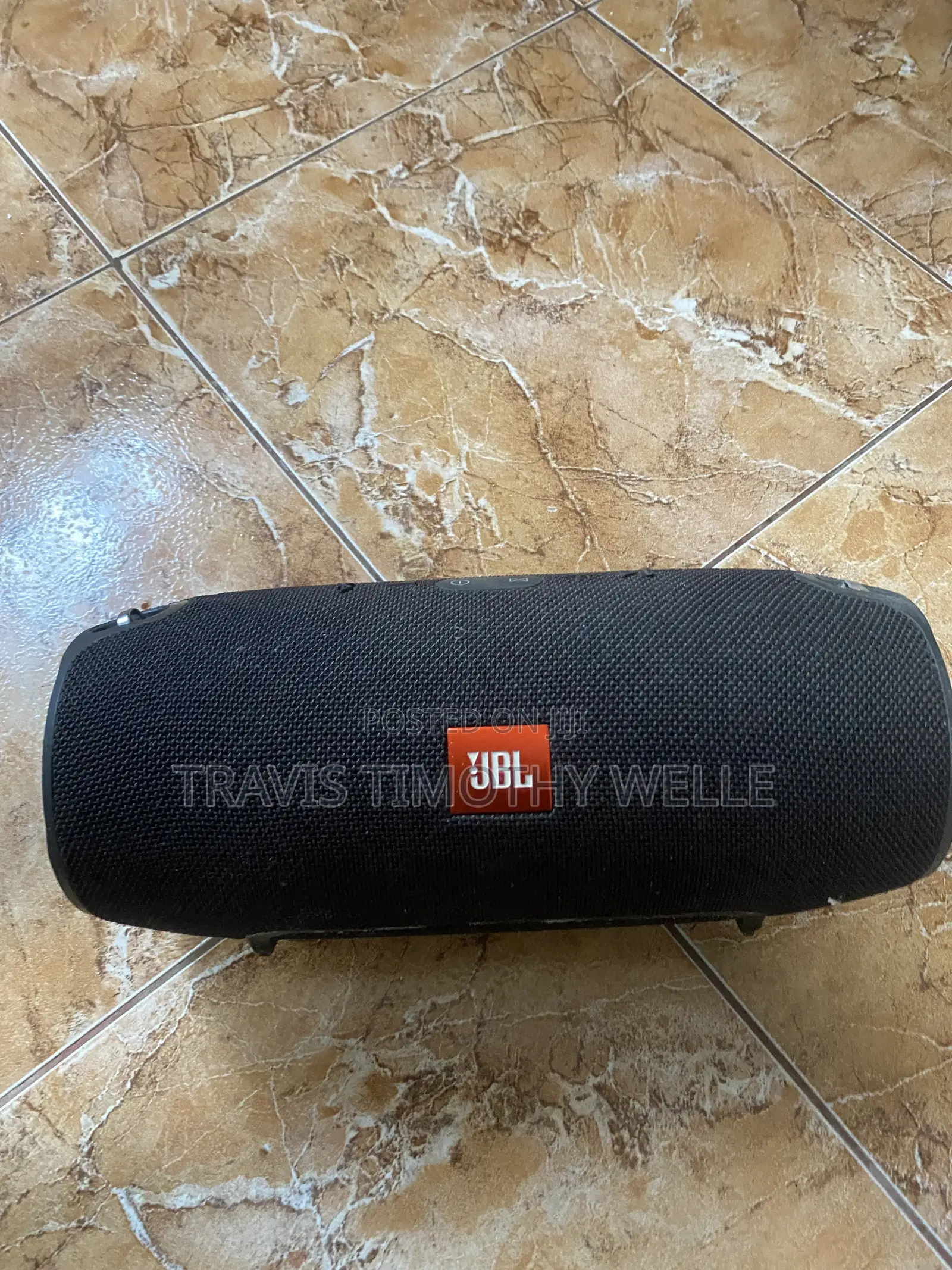 JBL Xtreme(No Charger)