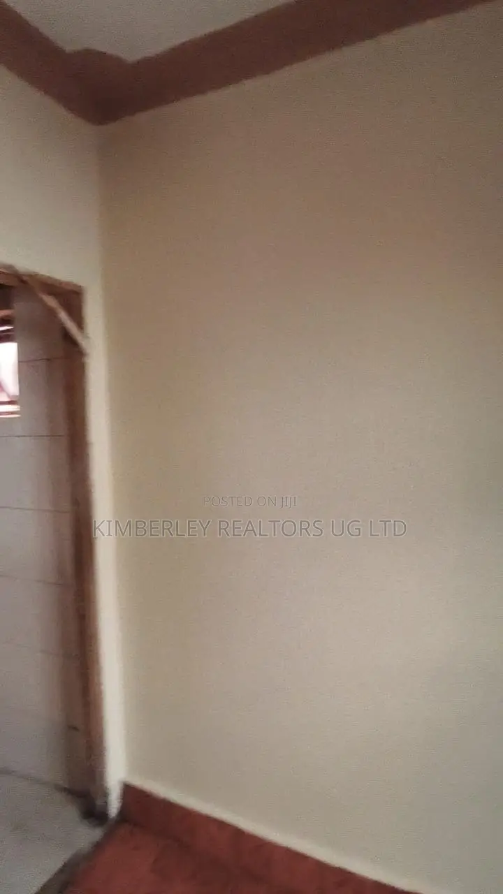 2bdrm House in Division A for sale