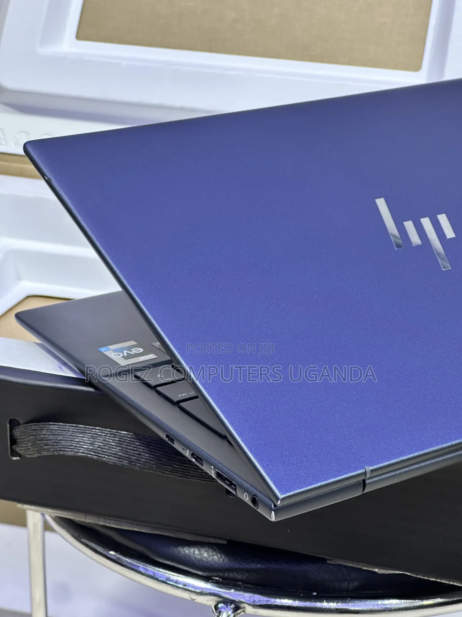 New Laptop HP Elite Dragonfly G3 32GB Intel Core i7 SSD 512GB