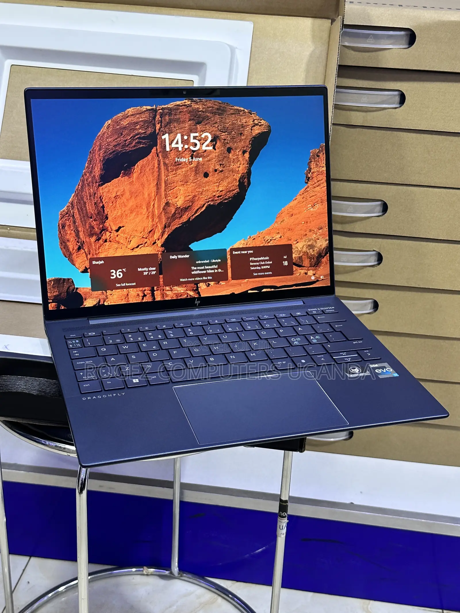 New Laptop HP Elite Dragonfly G3 32GB Intel Core i7 SSD 512GB