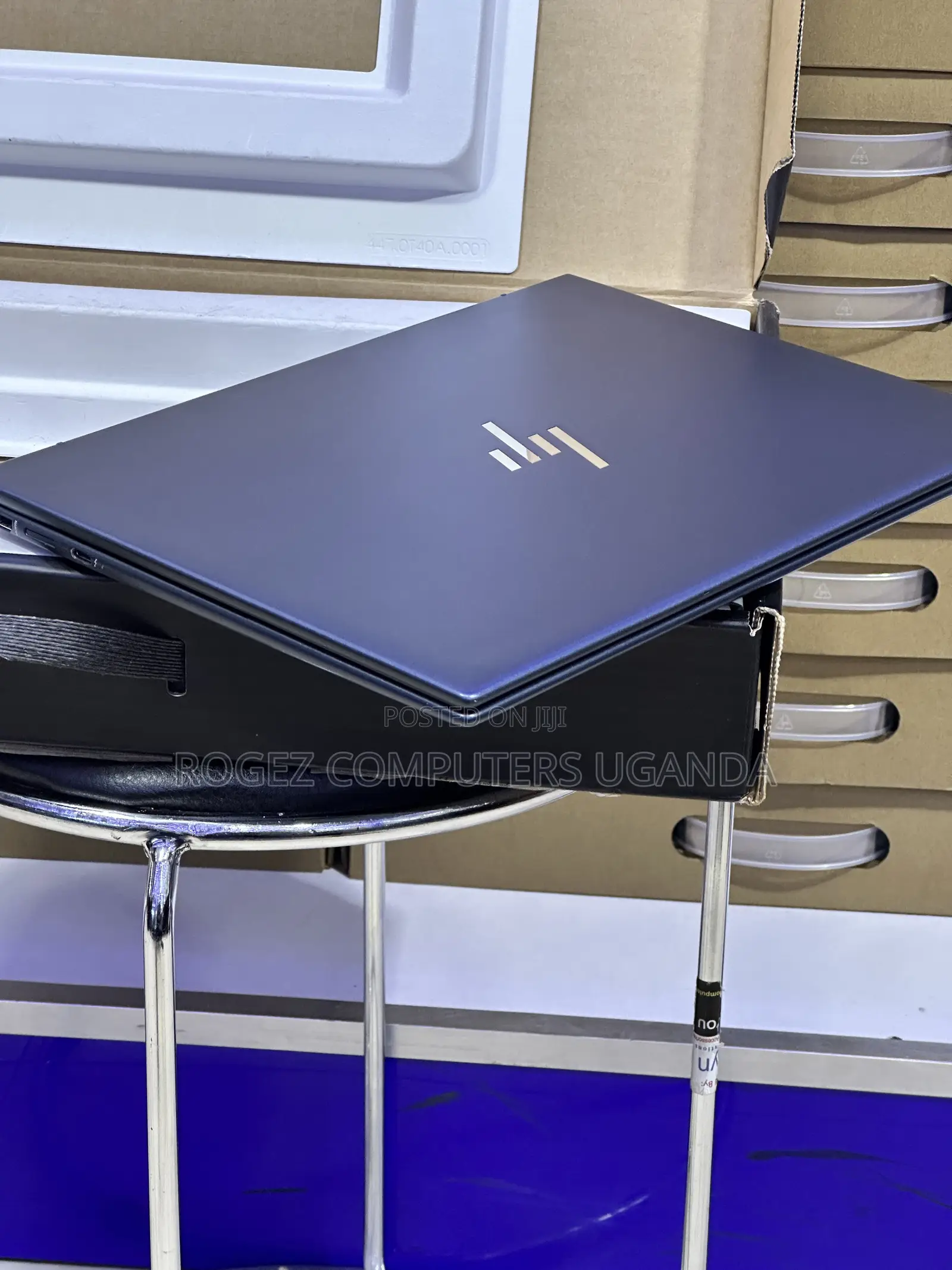 New Laptop HP Elite Dragonfly G3 32GB Intel Core i7 SSD 512GB