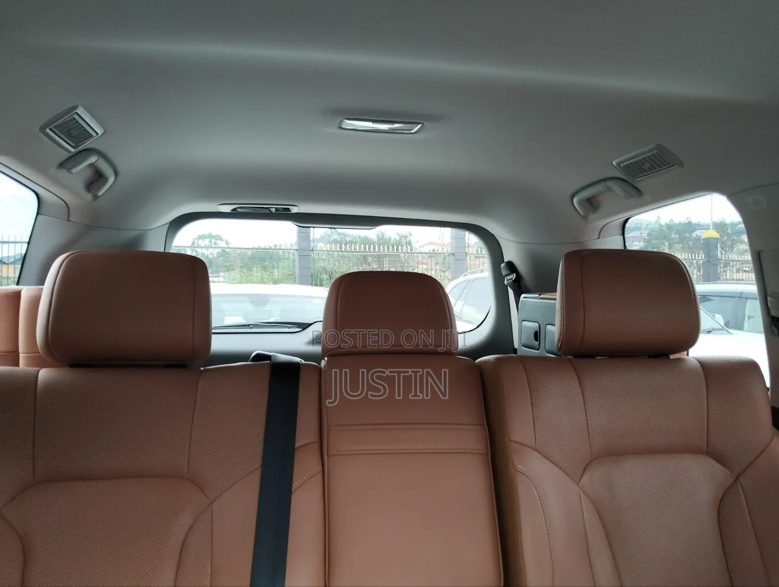 Lexus LX 2017 Silver