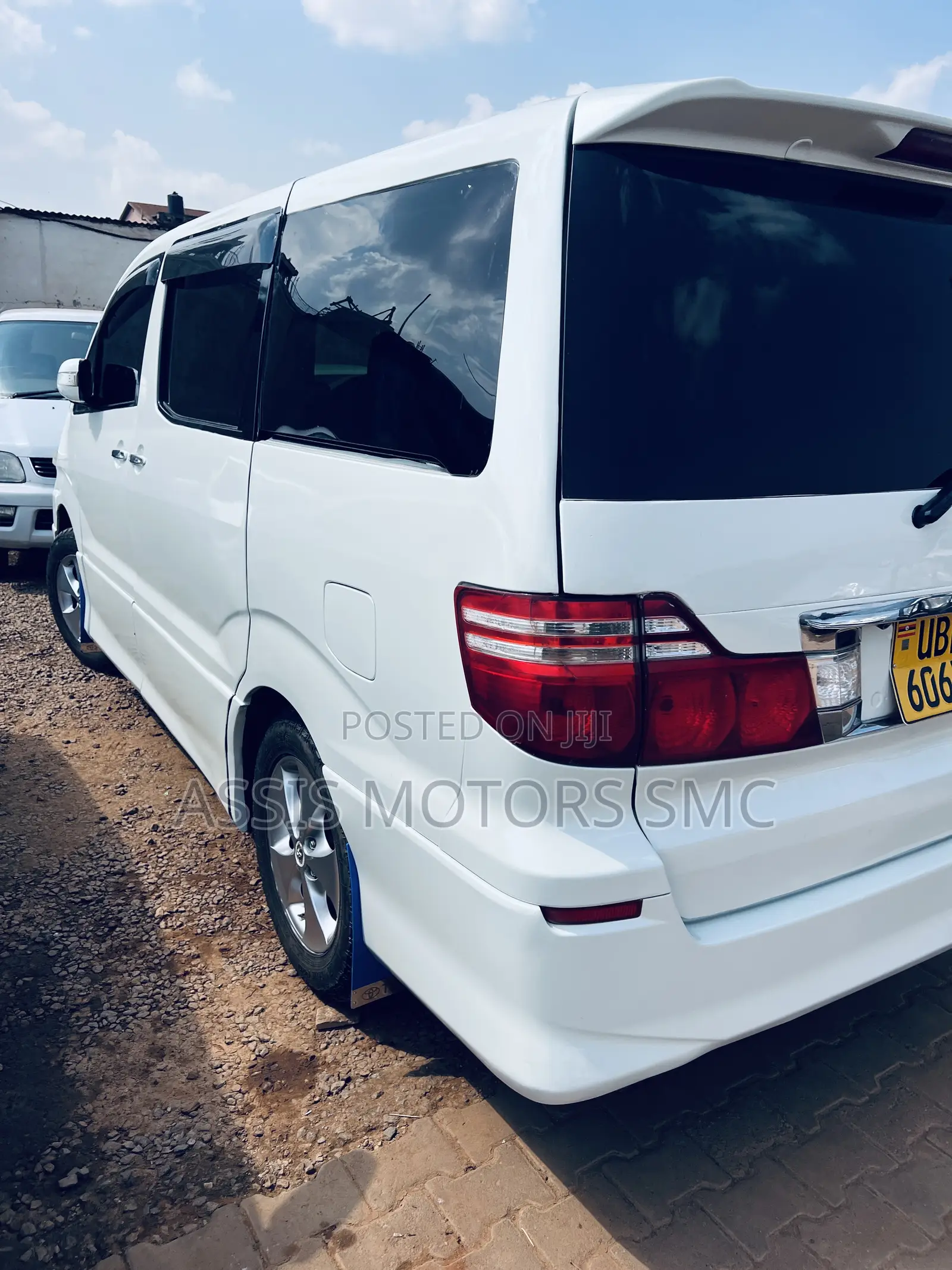 Toyota Alphard 2007 White
