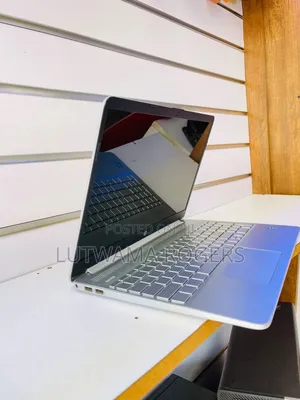 Laptop HP 15-dy2075tg 8GB SSD 256GB