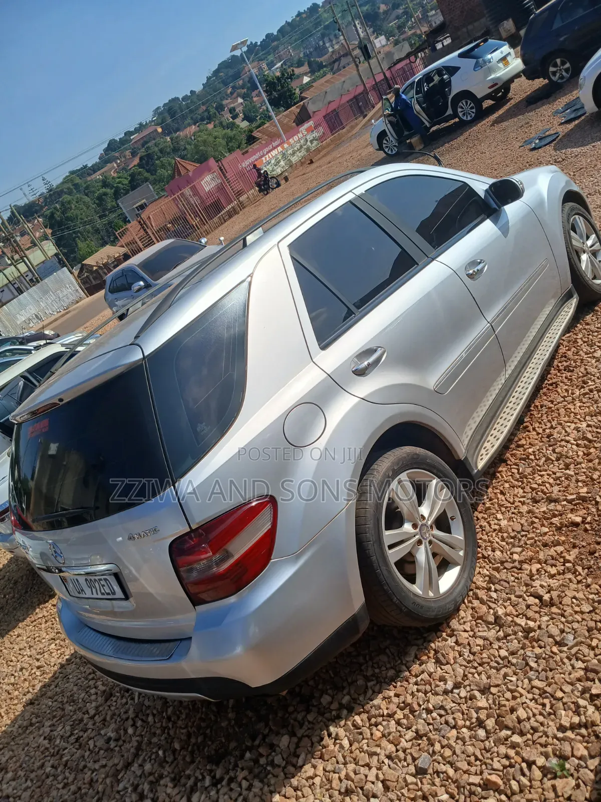 Mercedes-Benz M Class 2009 Silver