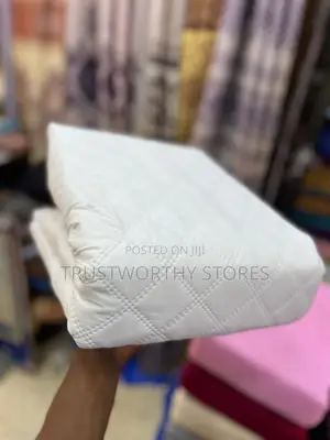 Elastic Waterproof Soft Mattress Protector