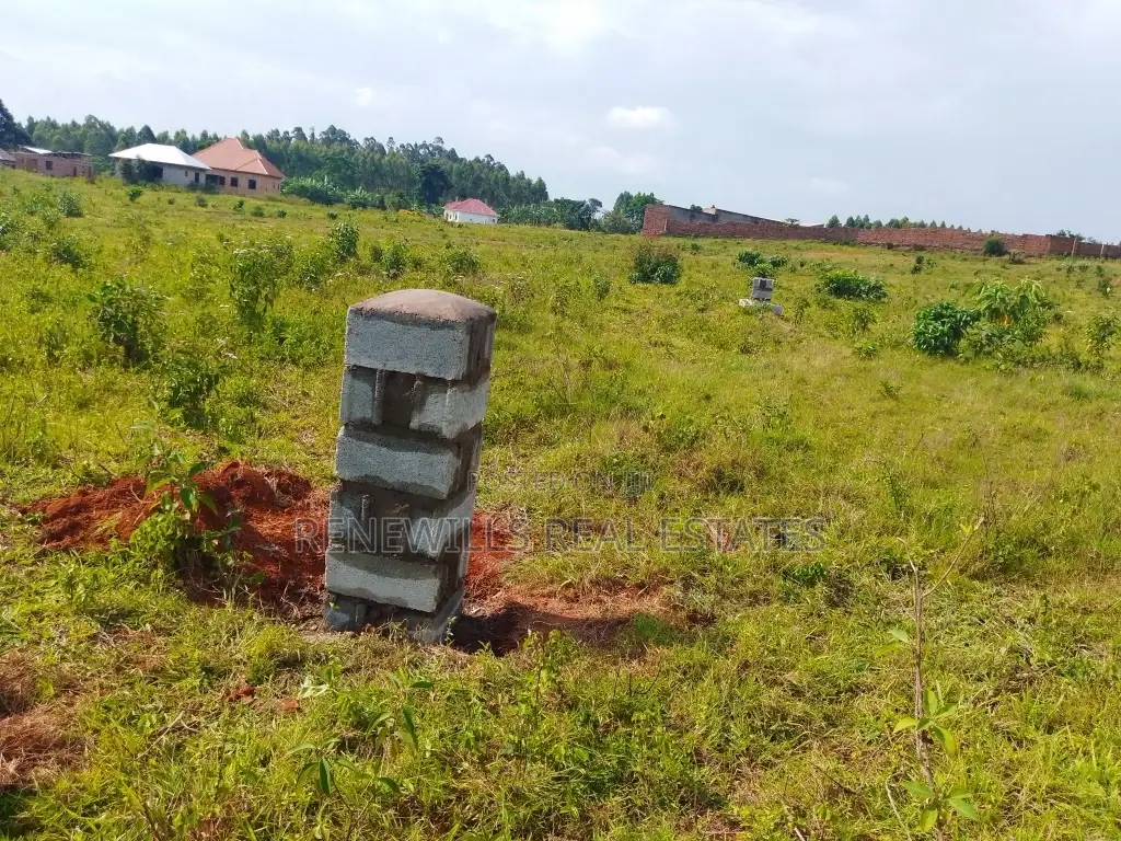 Land for Sale in Entebbe Buwaya- Sazi 50 by 100 Titled in an Estate