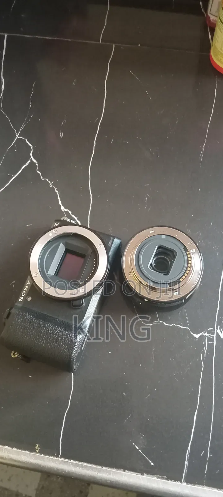 Sony A5100