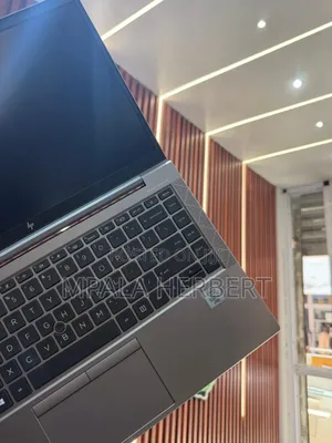 New Laptop HP ZBook Firefly 14 G7 16GB