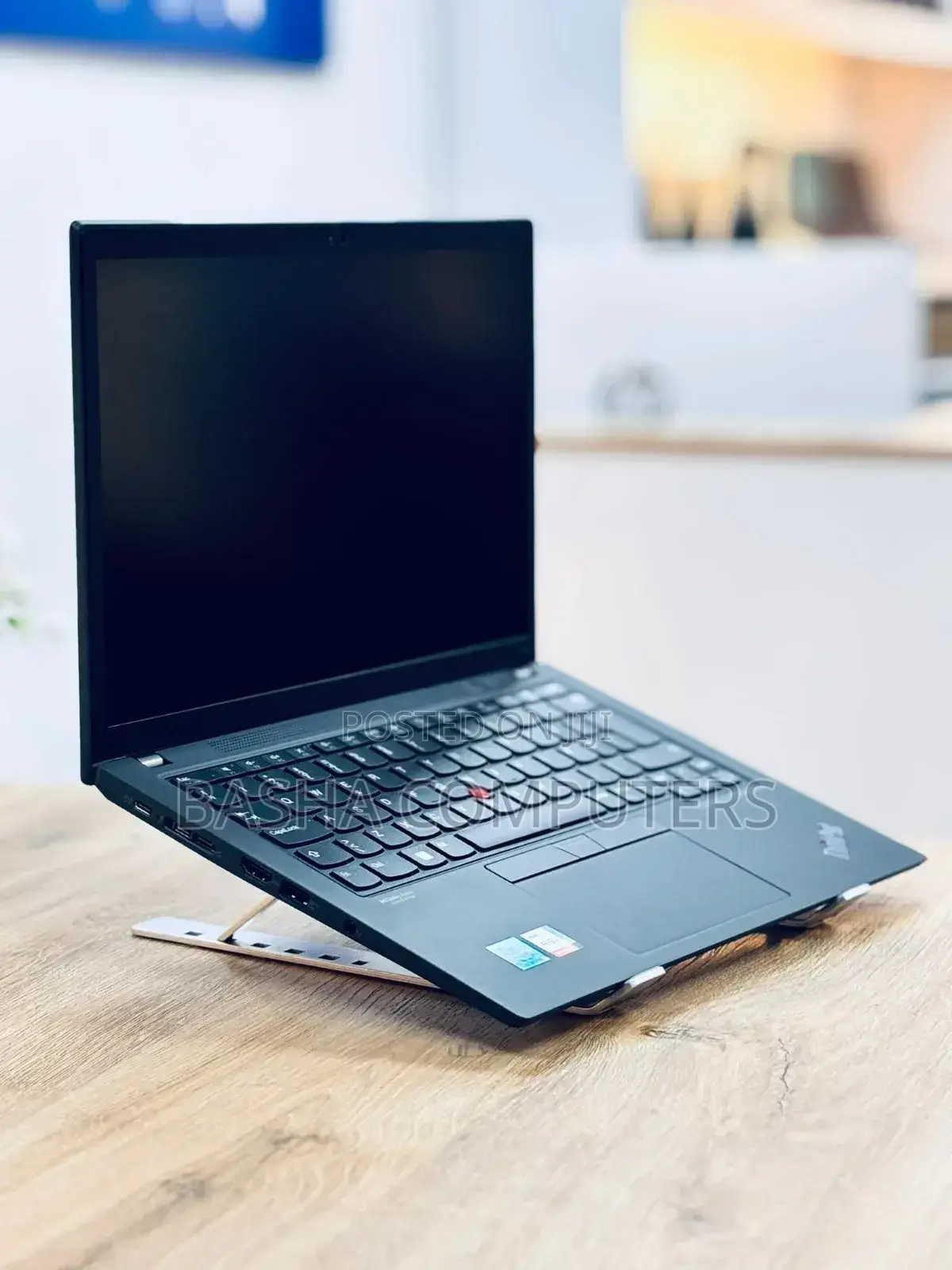 New Lenovo ThinkPad X13 Gen 2 8GB Intel Core i7 SSHD (Hybrid) 512GB