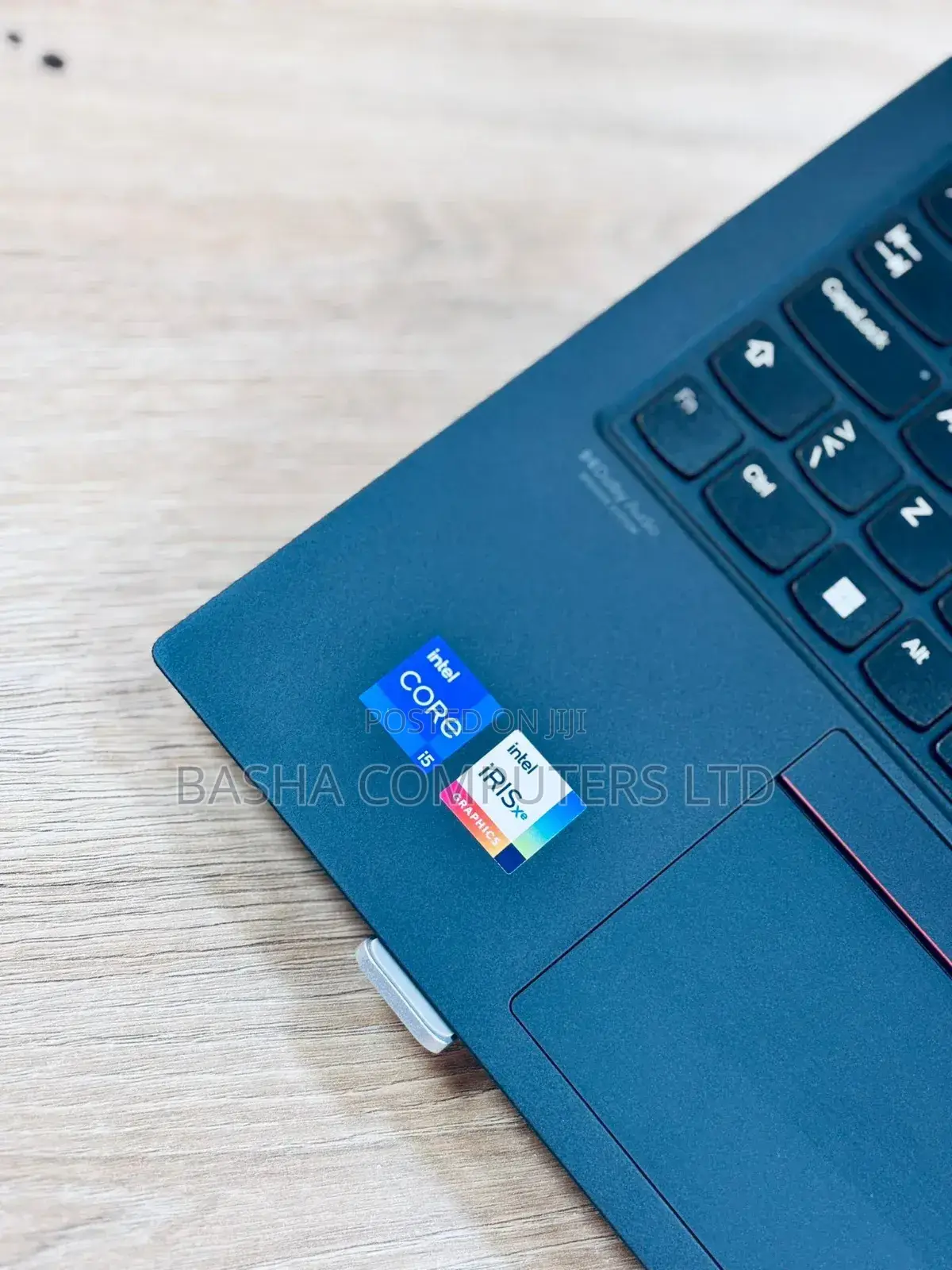 New Lenovo ThinkPad X13 Gen 2 8GB Intel Core i7 SSHD (Hybrid) 512GB
