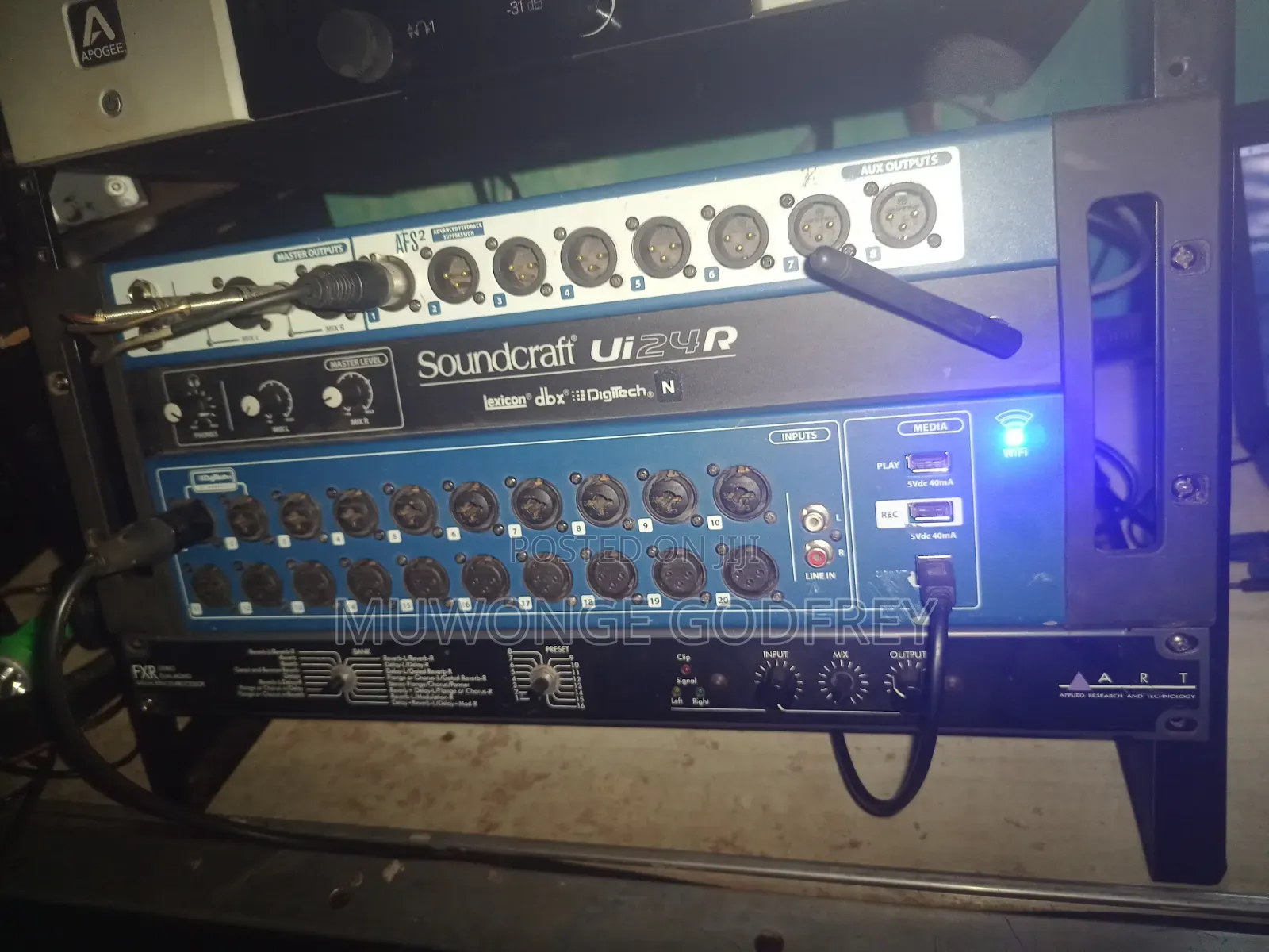 Sound Craft Ui24r Digital Audio Mixer
