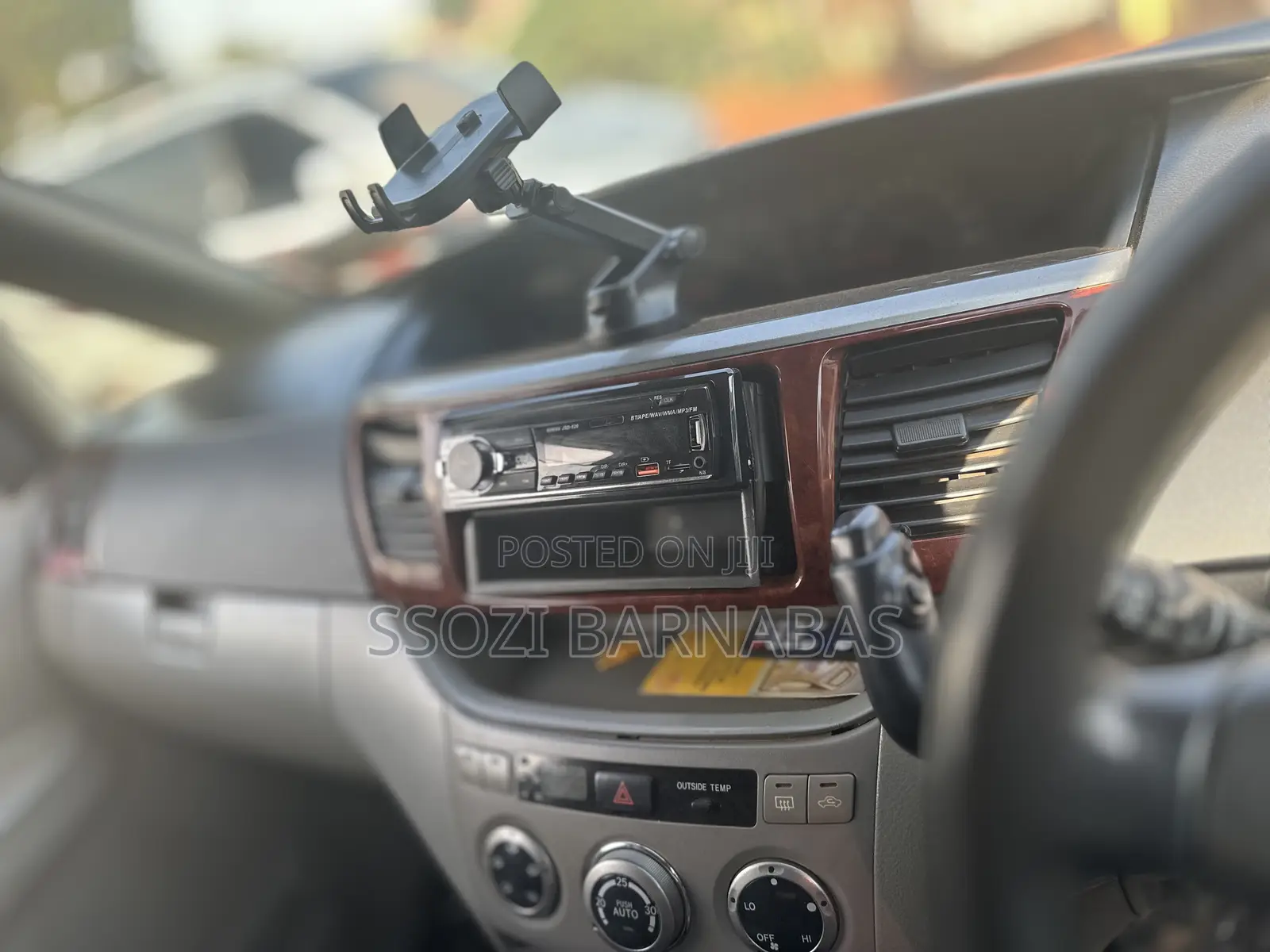 Toyota Noah 2002