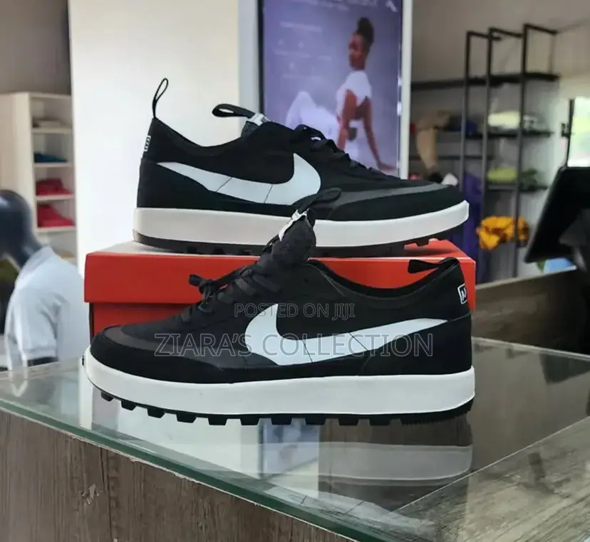 Nike Waffle Debut Men’S Sneakers