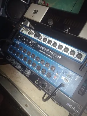 Sound Craft Ui24r Digital Audio Mixer