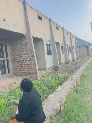 5bdrm House in Wakiso / Wakiso for sale