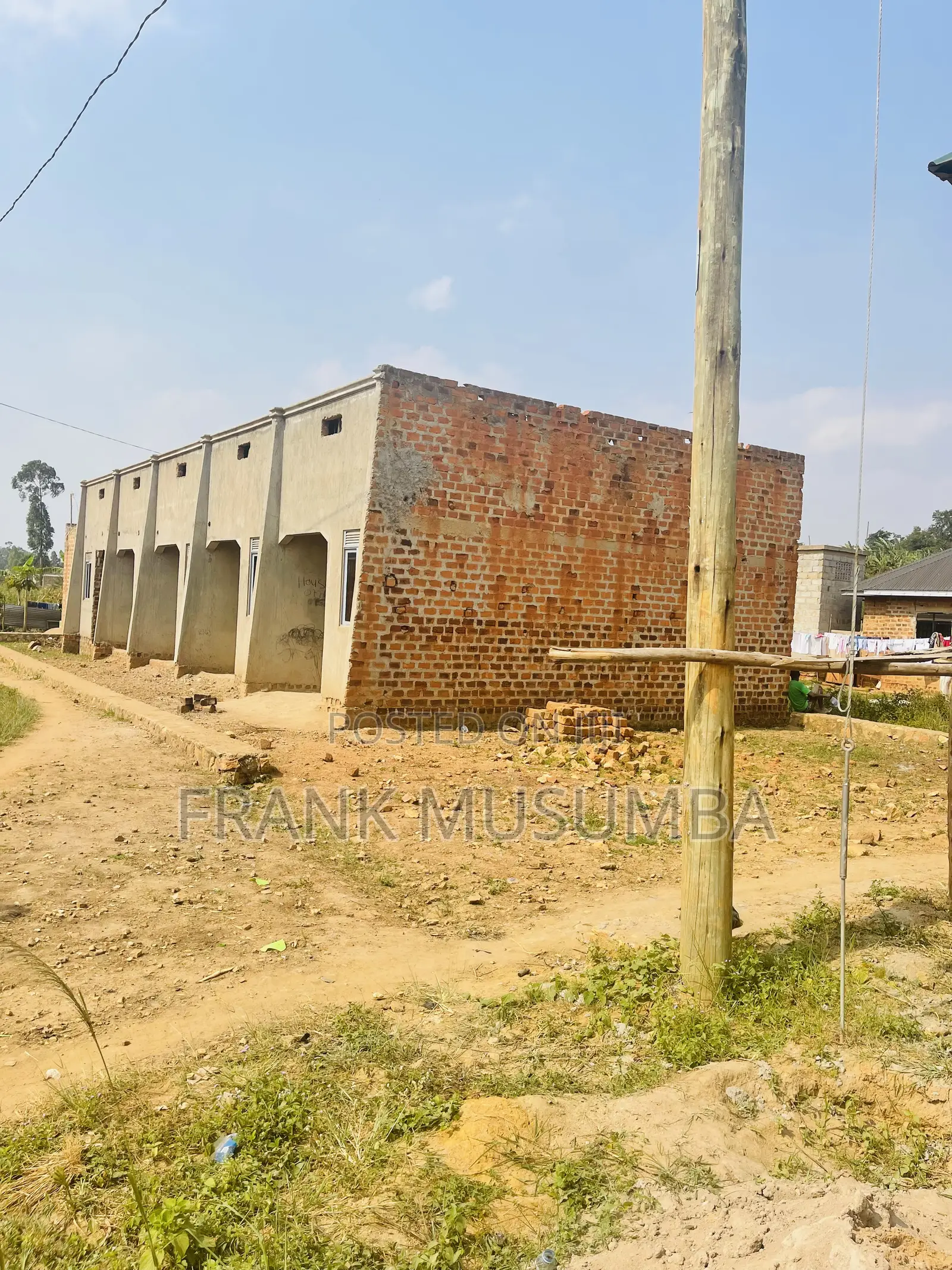5bdrm House in Wakiso / Wakiso for sale