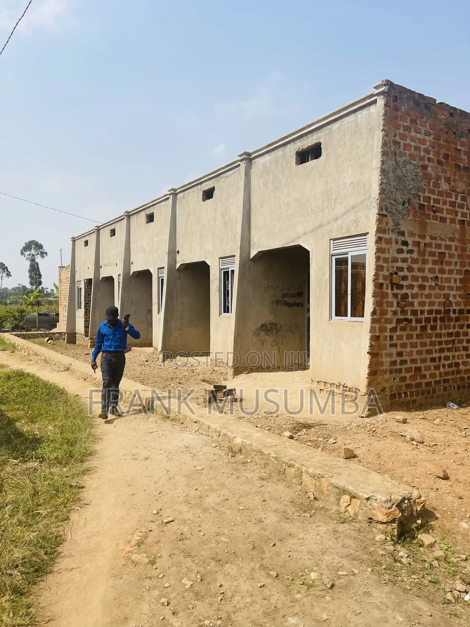 5bdrm House in Wakiso / Wakiso for sale