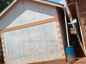 Furnished 8bdrm House in Namusenza Properties, Luwero TC for sale