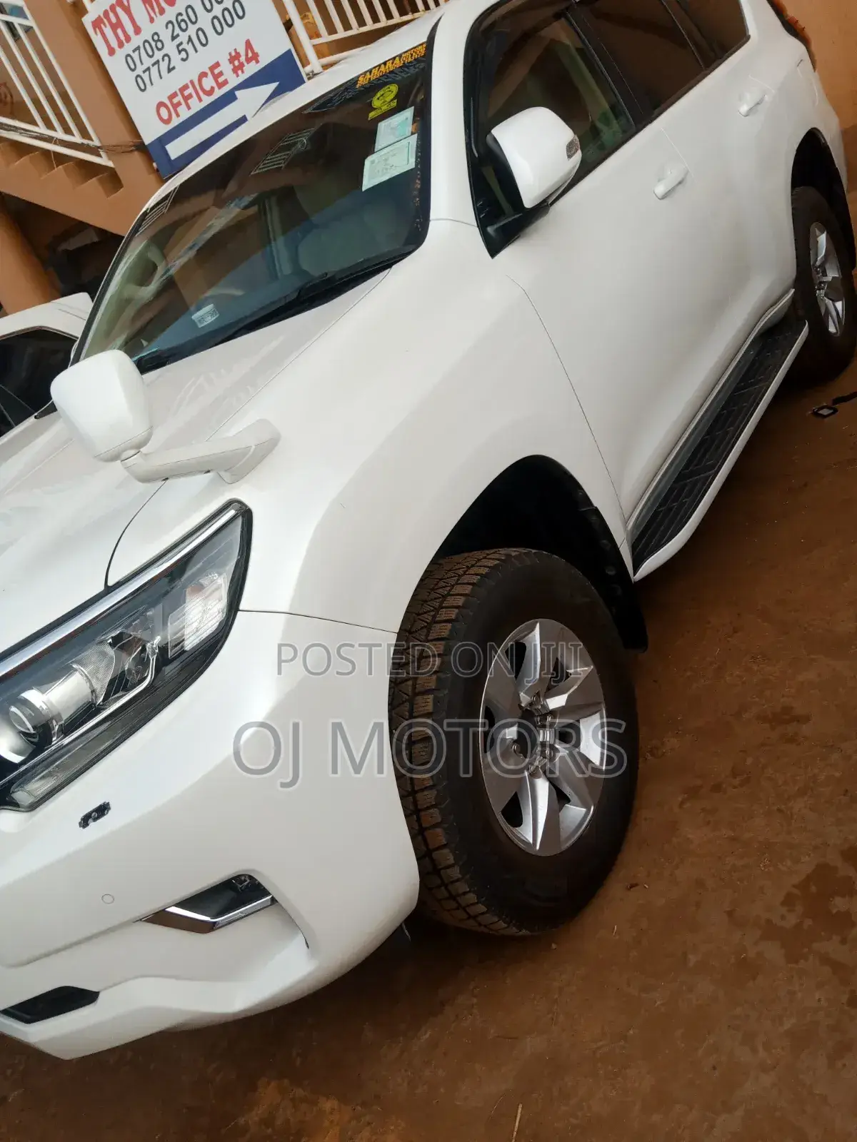 Toyota Land Cruiser Prado 2.7 2018 White