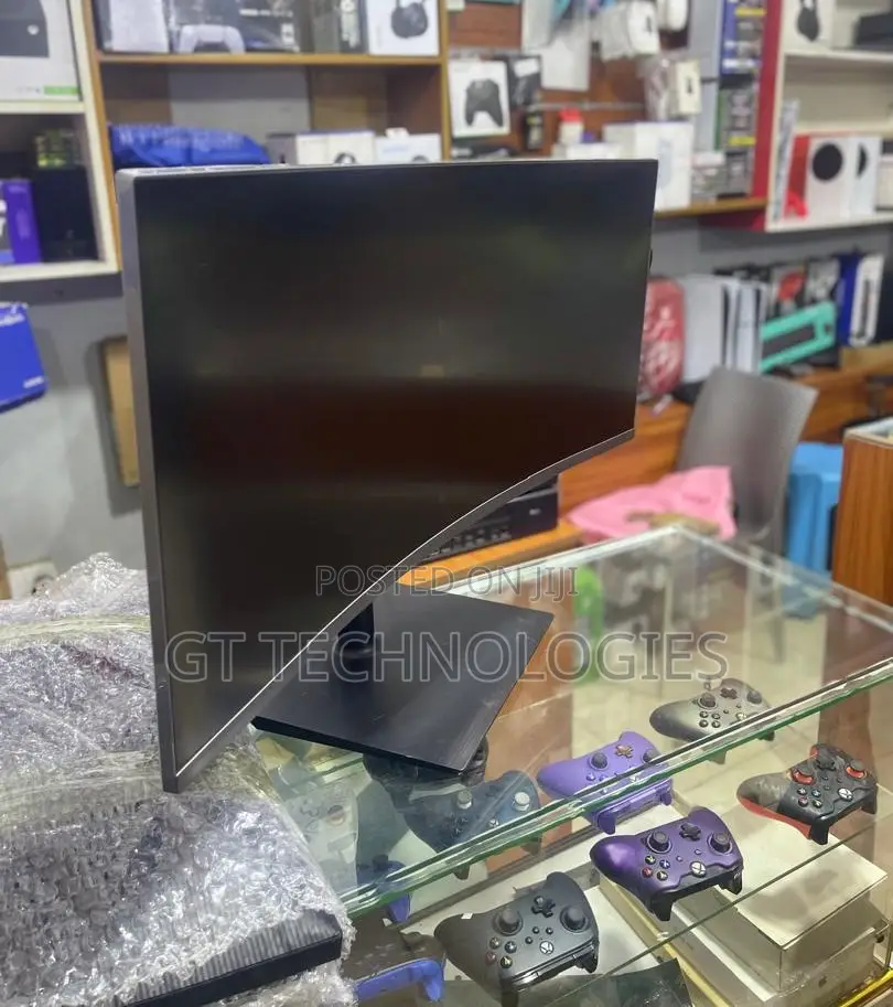 Samsung Curved Gaming Monitor / 4-Inch Ultrawide Display