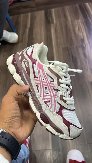Asics Gel-Nyc Sneakers in the "Cream Sweet Pink"