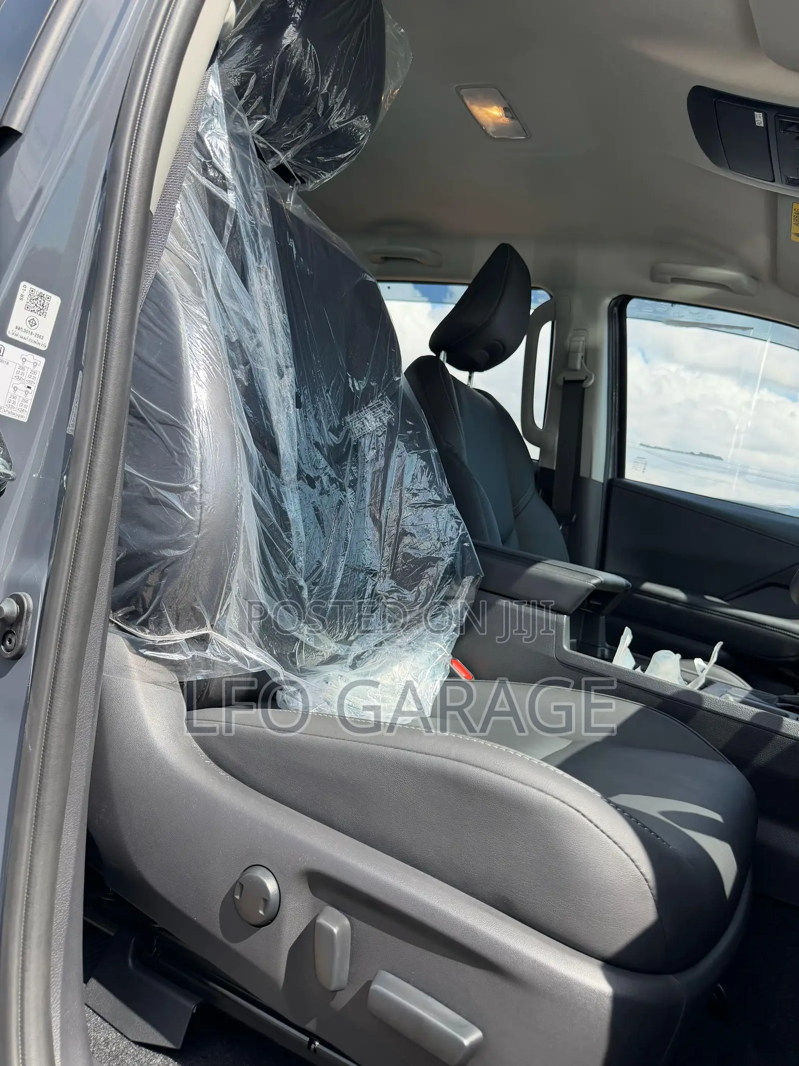 New Toyota Hilux 2025 Gray