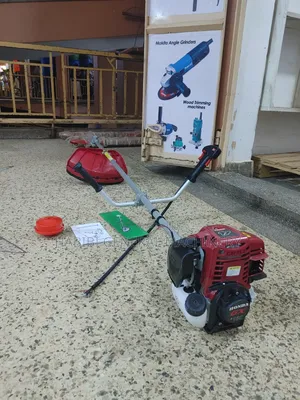 Grass Cutters/Lawnmowers/Brush Cutter 4 Stroke Gasoline