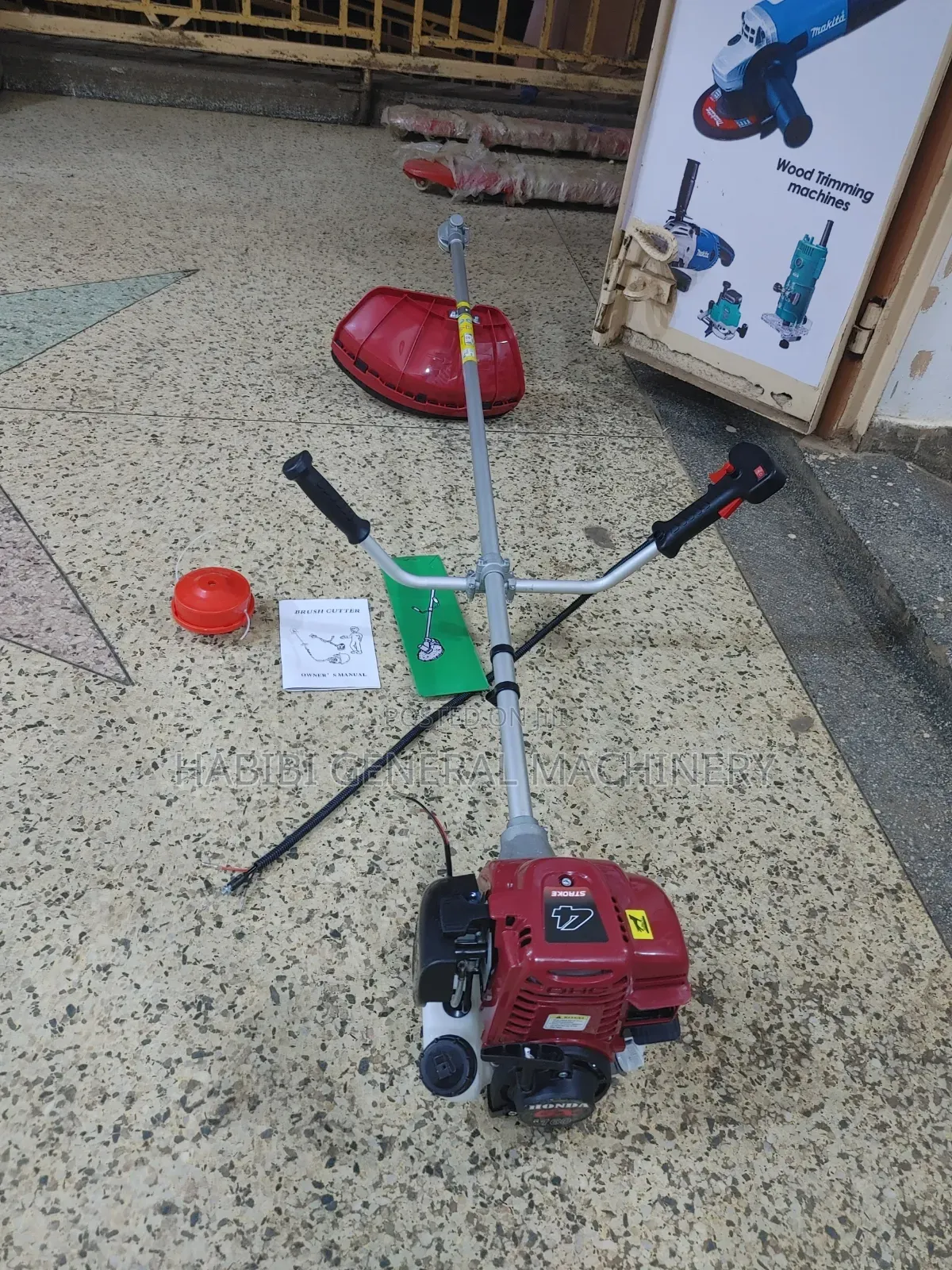Grass Trimmer/Brush Cutter/Grass Cutter Gasoline/Petrol 4 Stroke Honda
