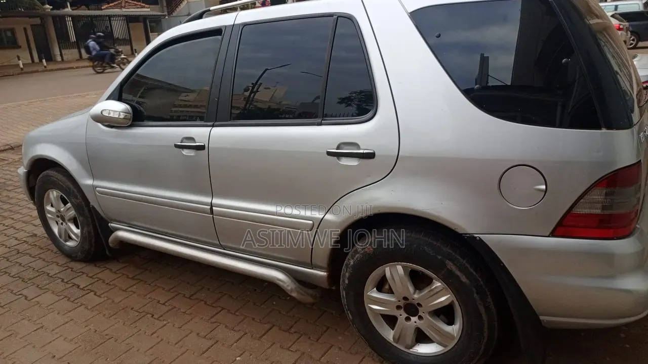 Mercedes-Benz M Class 2005 Silver