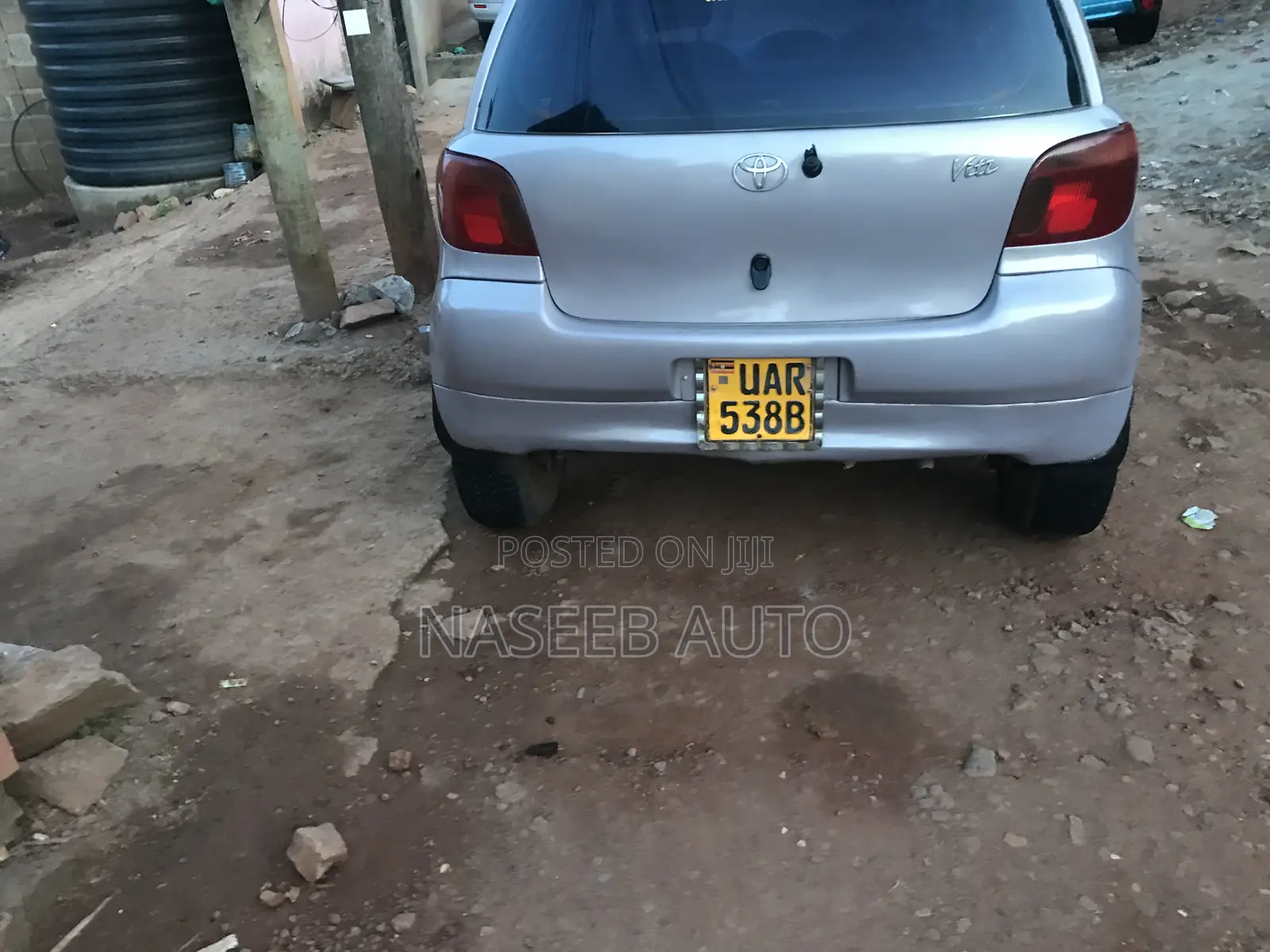 Toyota Vitz 2005 Silver