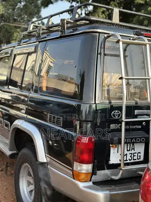 Toyota Land Cruiser Prado 2002 Green