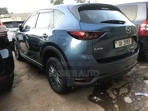 Mazda CX-5 2018 Blue